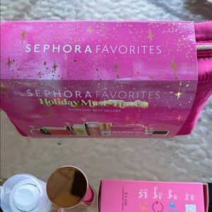Sephora MUST-HAVES Pink Holiday Cosmetic Pouch with Gold SEPHORA FAVORITES